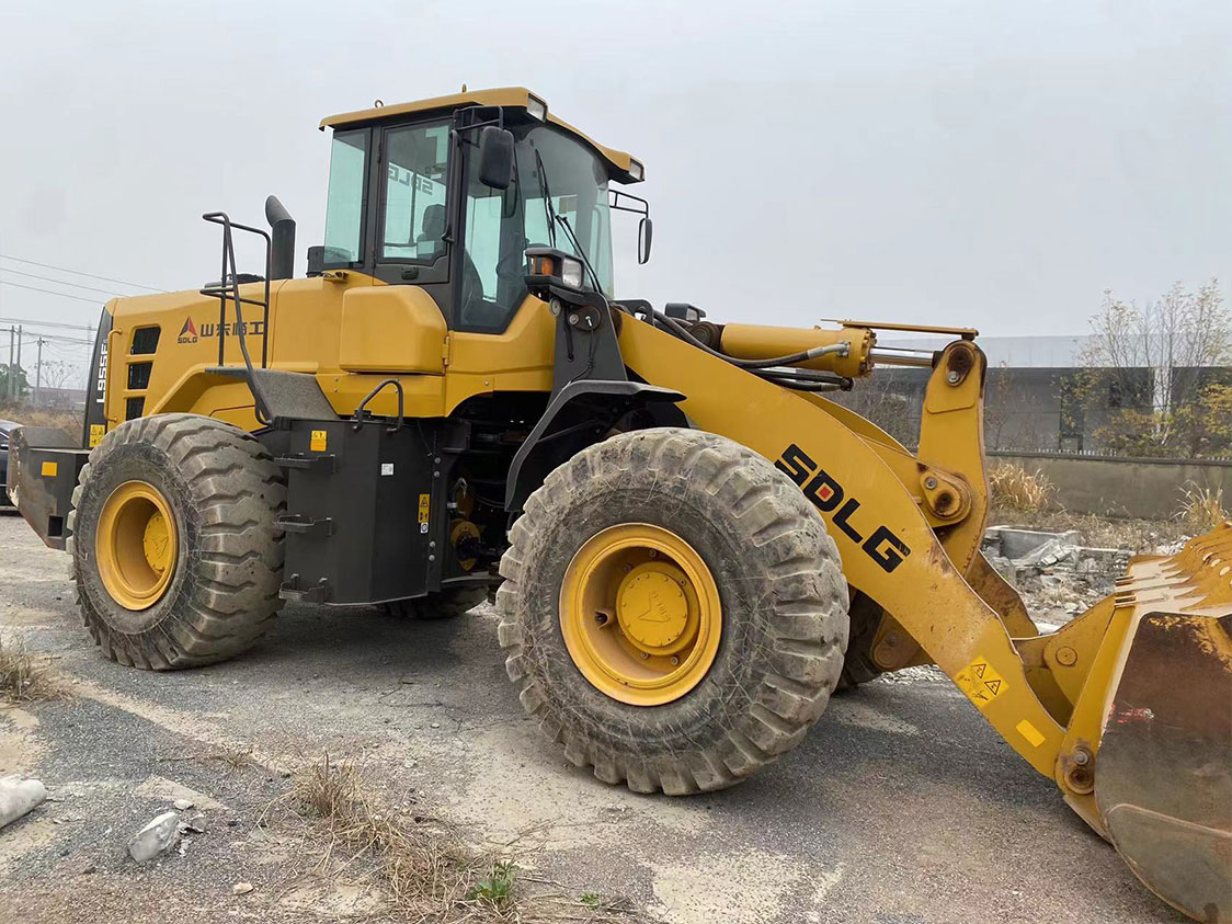 SDLG 955F